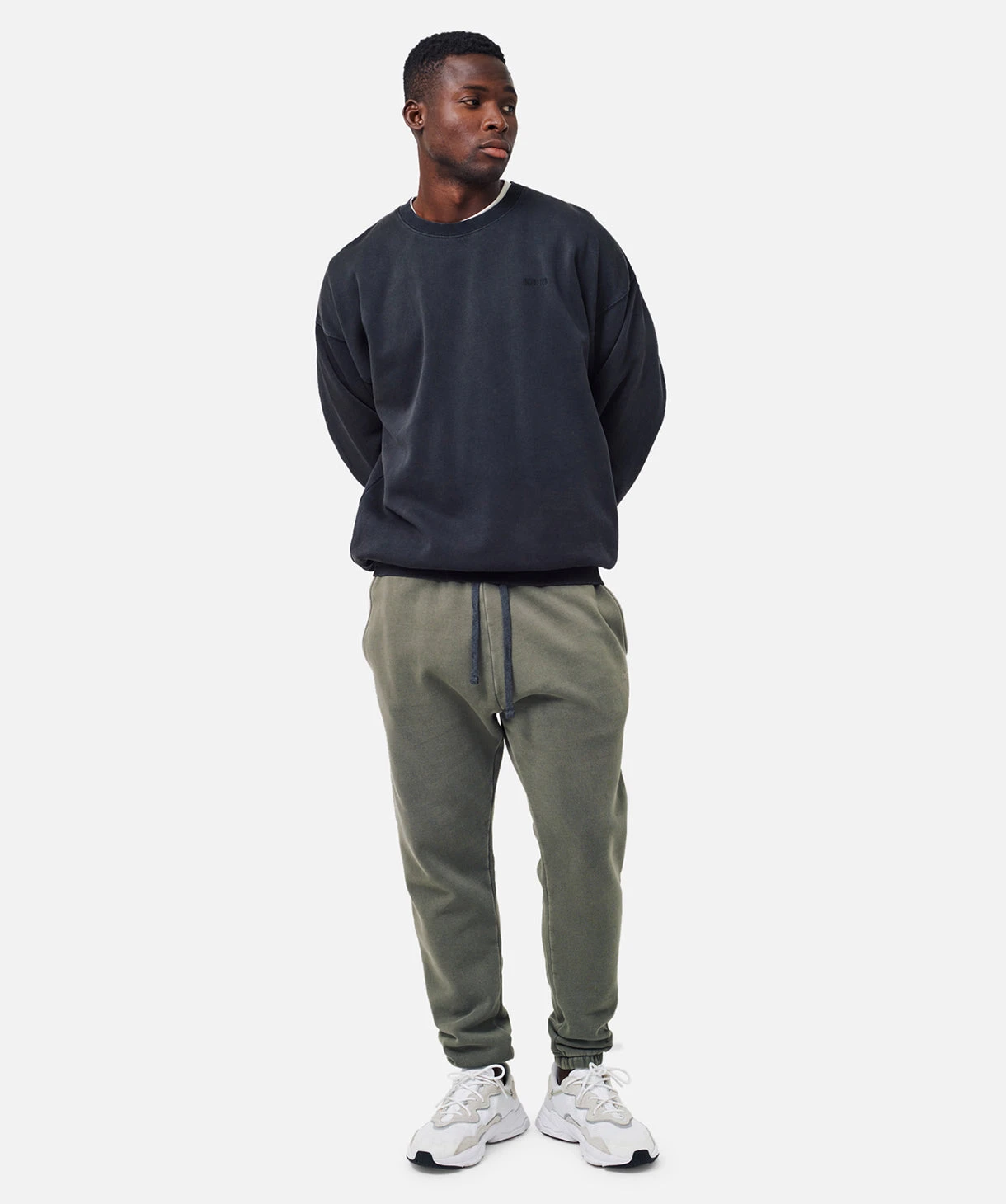 The Del Sur Sweat - OD Black 2 The Del Sur Sweat - OD Black - Image 2