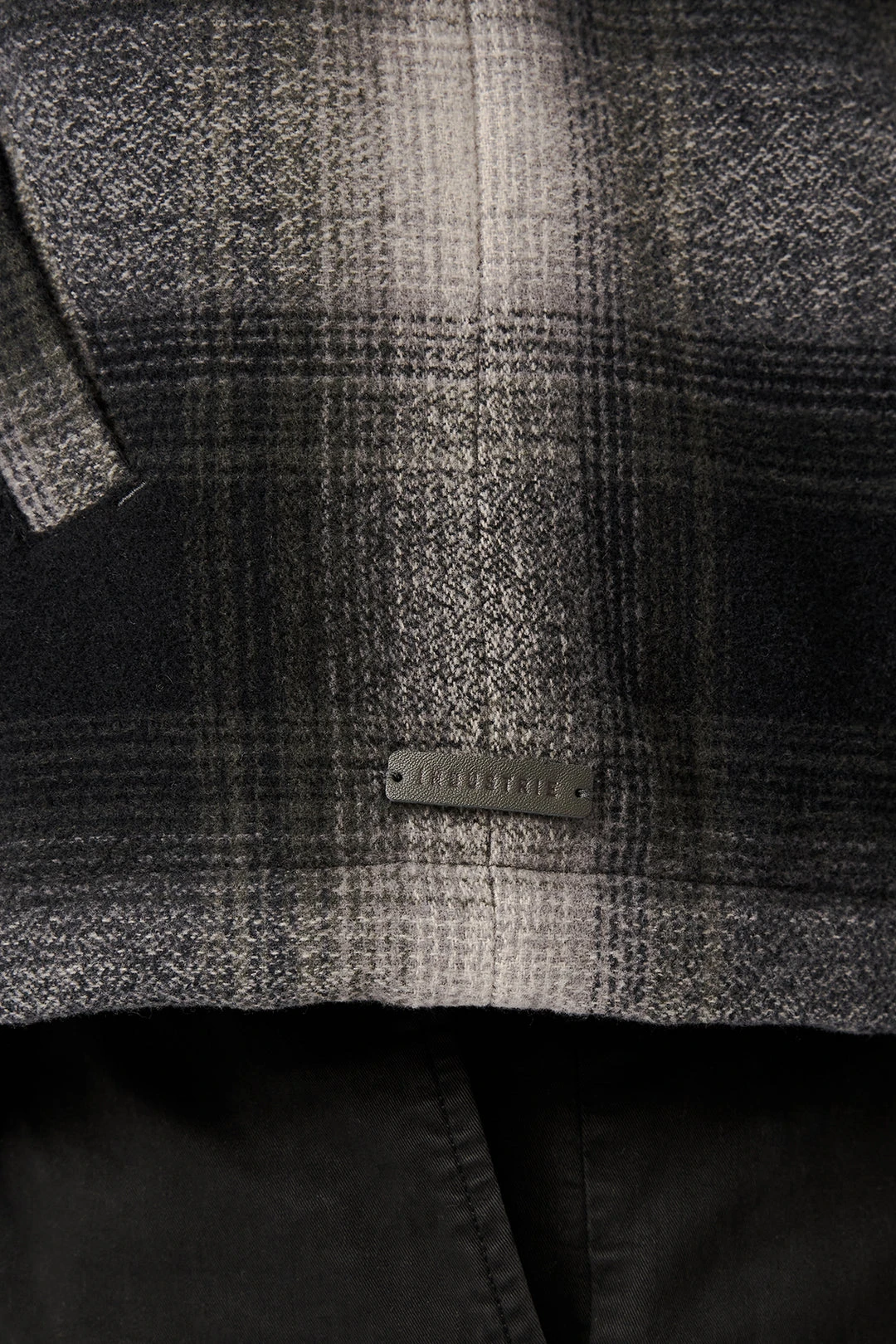 The Dutton Overshirt - Black Olive 7 The Dutton Overshirt - Black Olive - Image 7