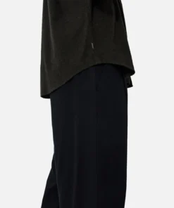 The New W22 Taylor Shirt - Dark Pine 10 The New W22 Taylor Shirt - Dark Pine -Gsock Apparel Industrie the new w22 taylor shirt dk pine 7681831 6