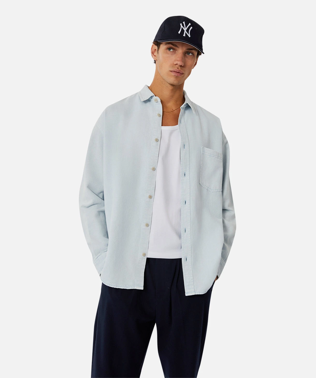 The Portland L/s Shirt - Chambray 5 The Portland L/s Shirt - Chambray - Image 5